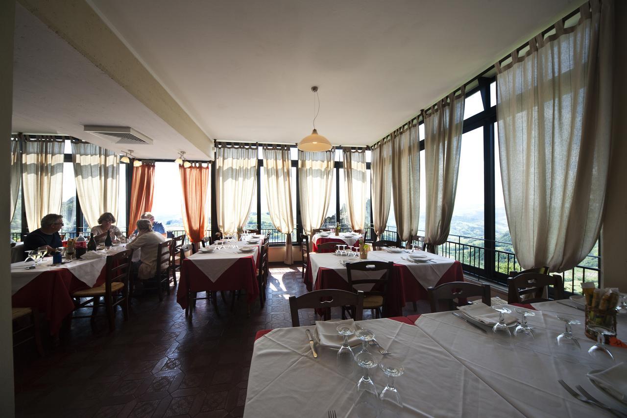 Hotel Locanda Il Faro Guiglia Esterno foto