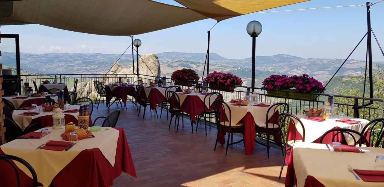 Hotel Locanda Il Faro Guiglia Esterno foto